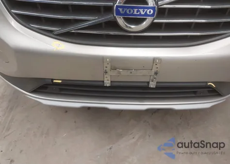 2016 Volvo Xc60 T6 z USA, uszkodzony, nr VIN YV4902RK6G2811028